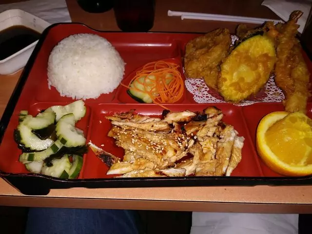 Azuma Sushi & Teppan