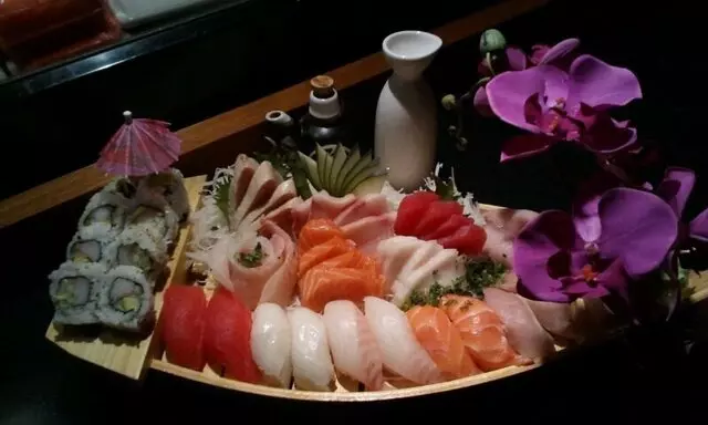 Azuma Sushi & Teppan