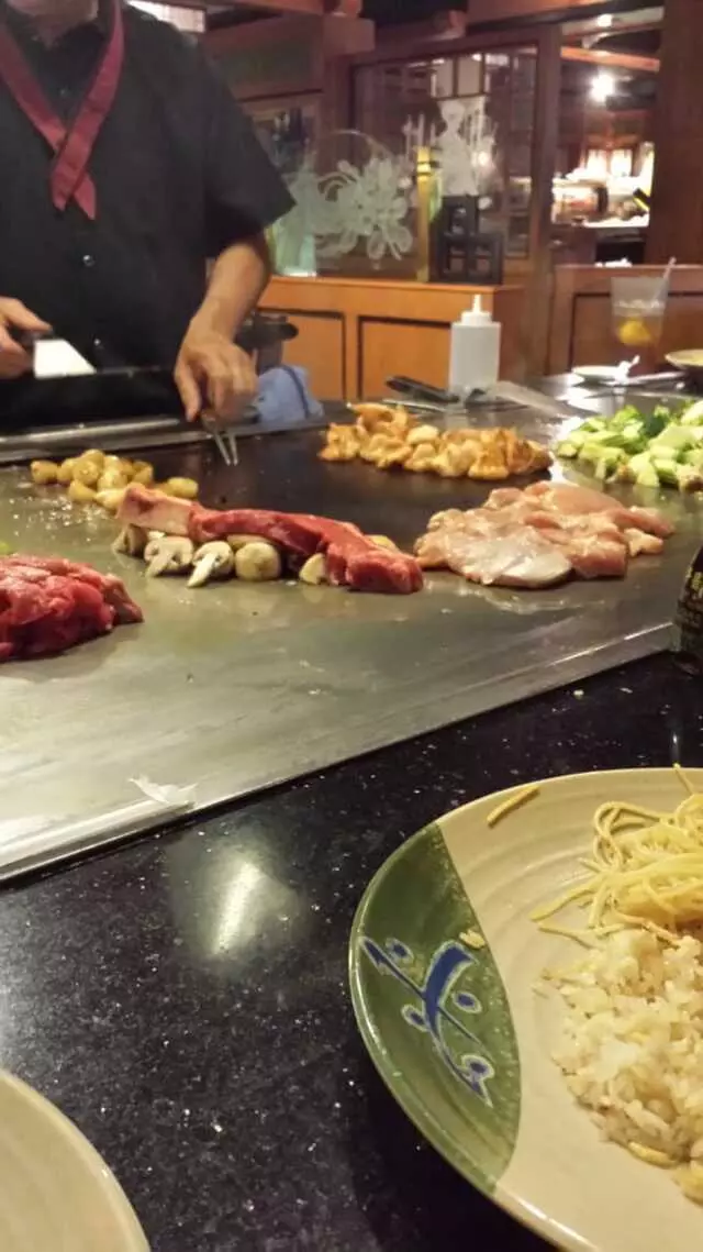 Azuma Sushi & Teppan