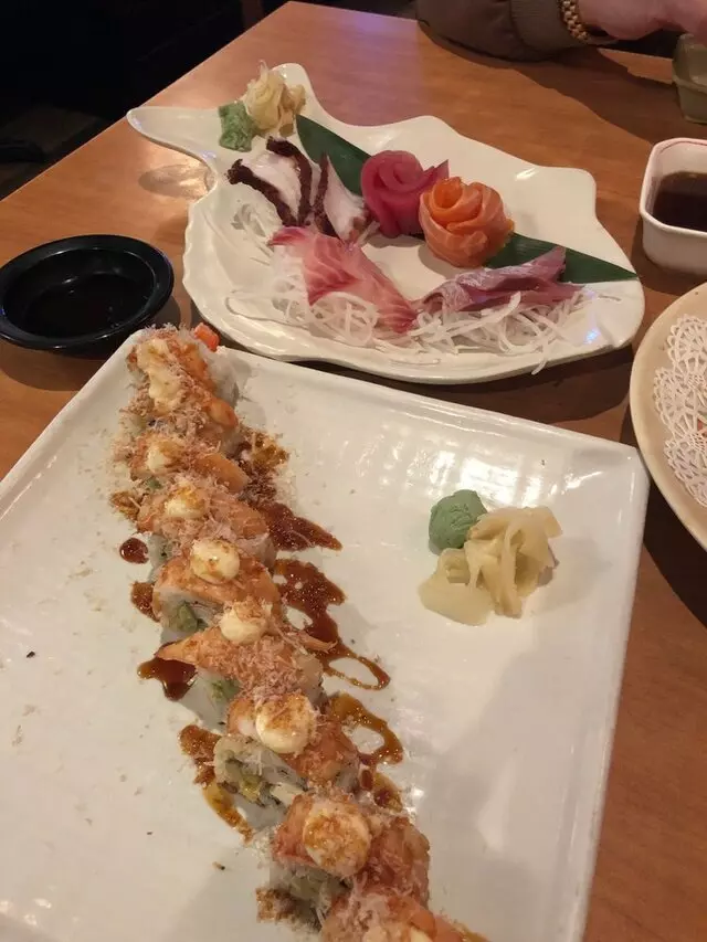 Azuma Sushi & Teppan