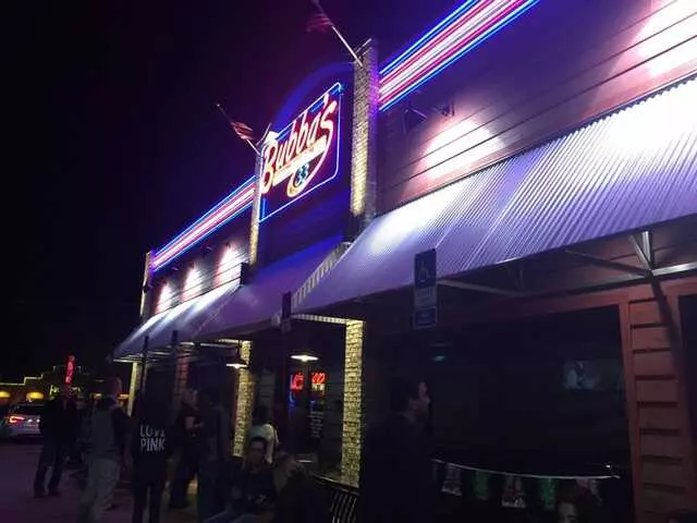 Bubba’s 33