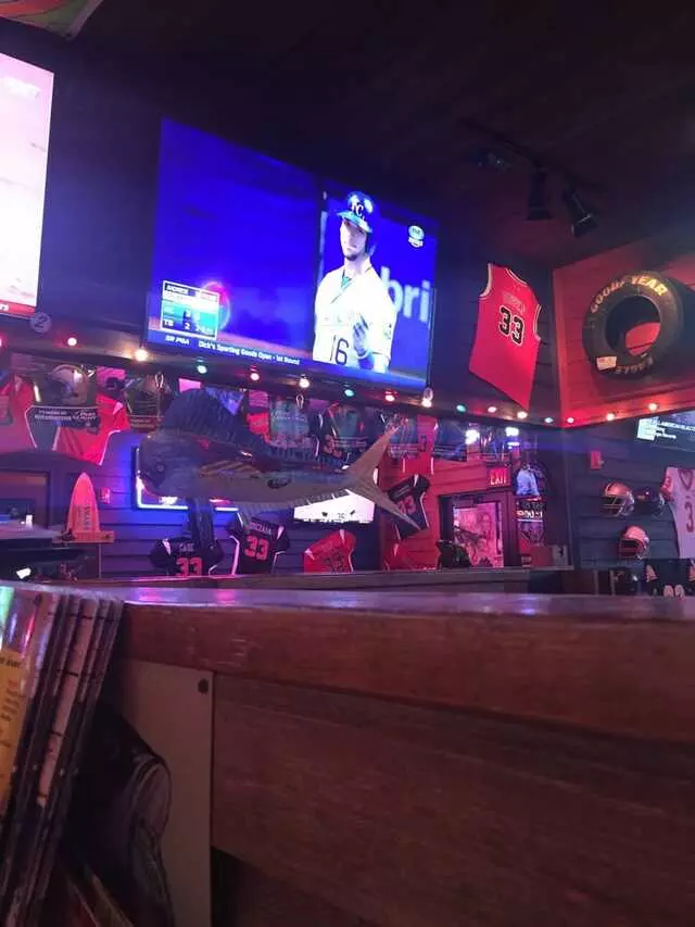 Bubba’s 33