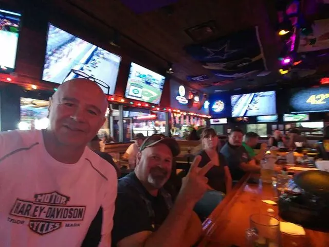 Bubba’s 33