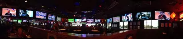 Bubba’s 33