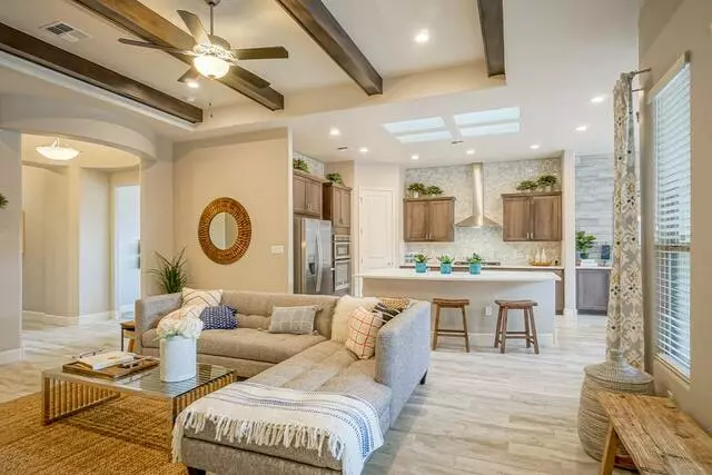 Abrazo Homes