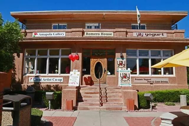 Amapola Gallery
