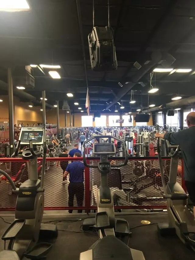 Defined Fitness Bosque Club