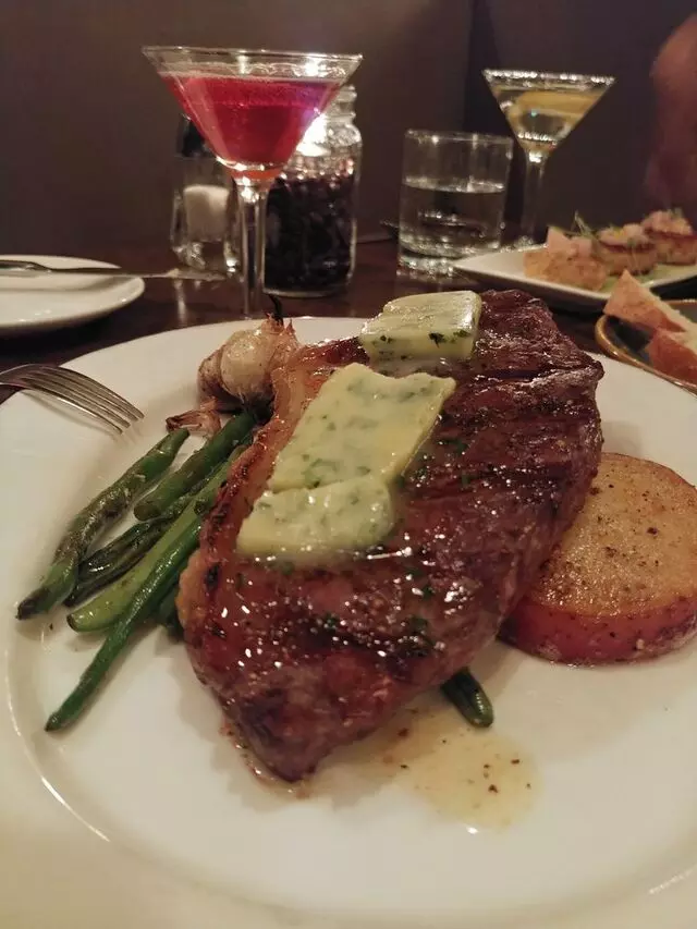 Savoy Bar & Grill