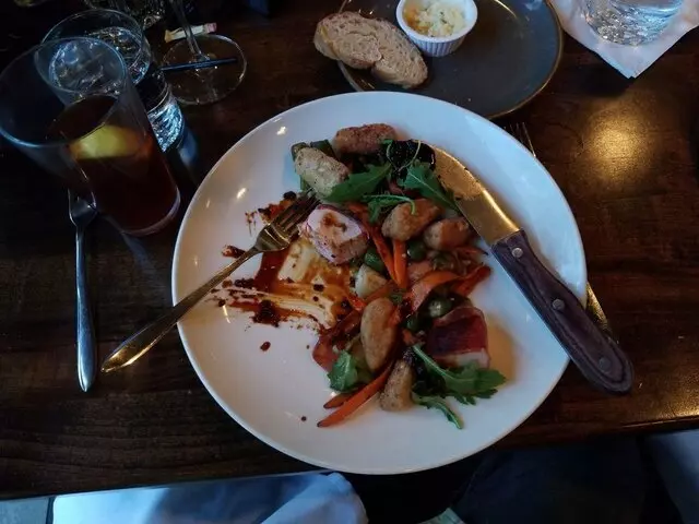 Savoy Bar & Grill