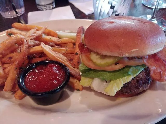 Savoy Bar & Grill