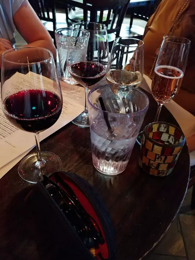 Savoy Bar & Grill
