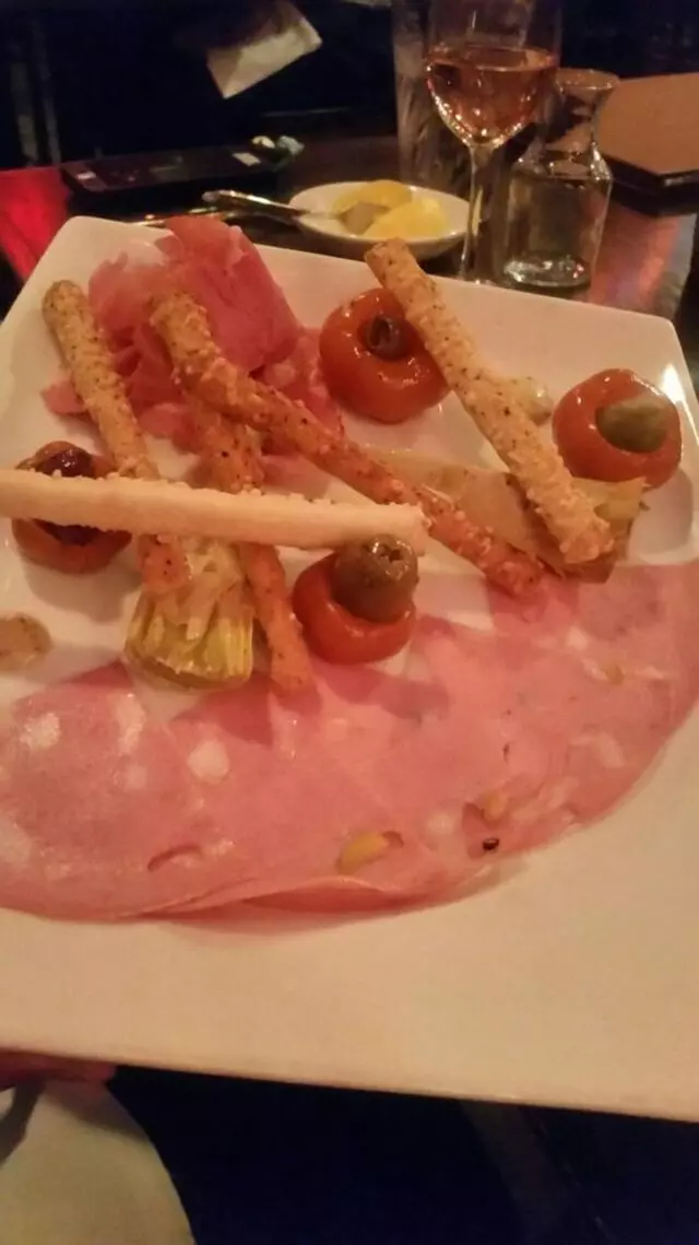 Savoy Bar & Grill
