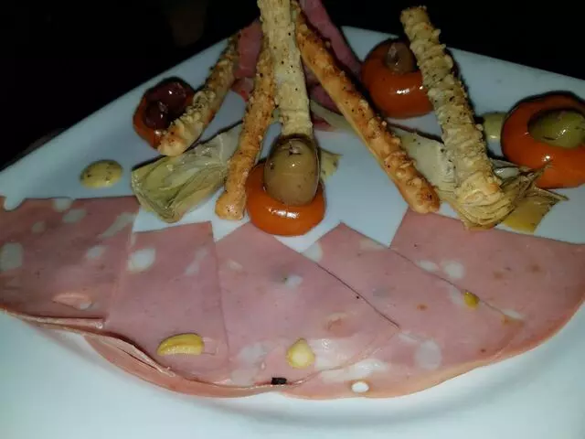 Savoy Bar & Grill