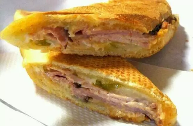Relish Gourmet Sandwiches