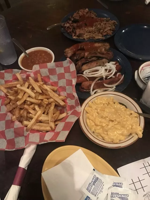 Quarters BBQ