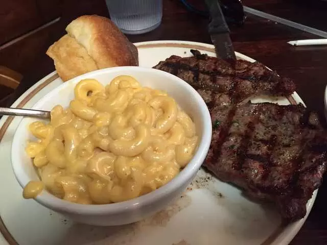 Quarters BBQ