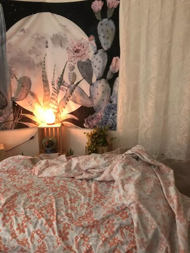 Aurora Sky Massage
