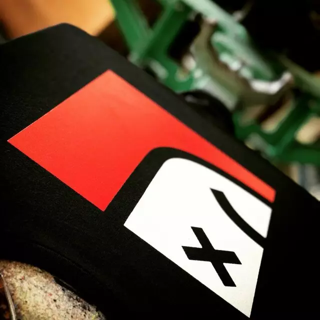 9 Mile Tees Fast Screen Printing