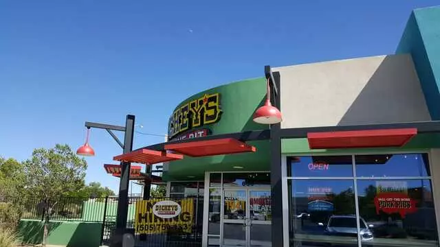 Dickey’s Barbecue Pit