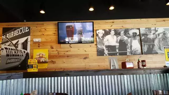 Dickey’s Barbecue Pit