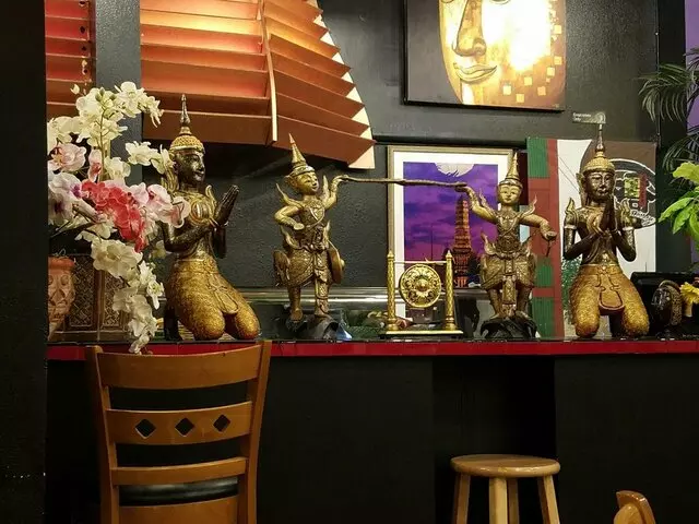 Jasmine Thai & Sushi House