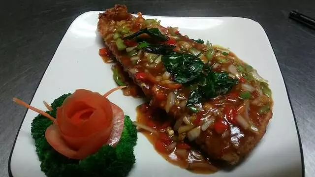 Jasmine Thai & Sushi House
