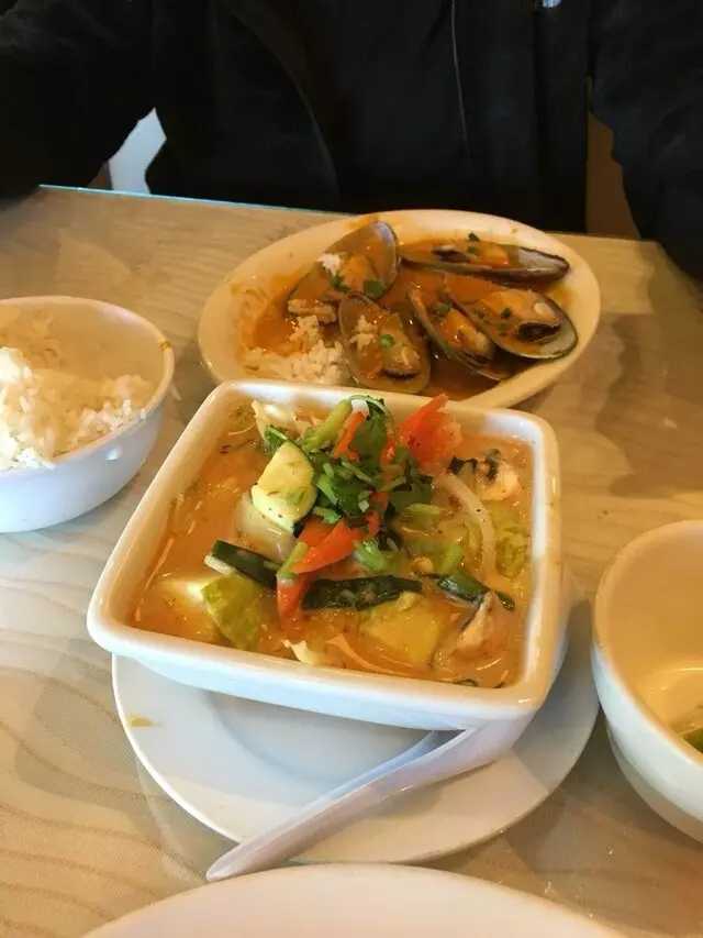 Jasmine Thai & Sushi House
