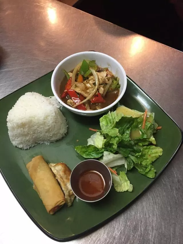 Jasmine Thai & Sushi House
