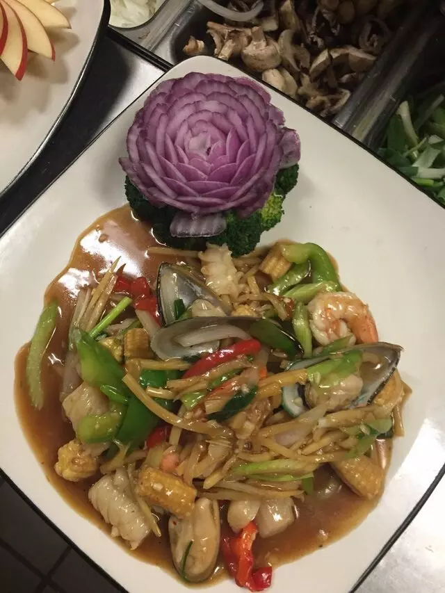 Jasmine Thai & Sushi House