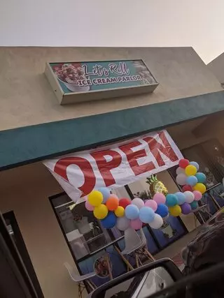 Let’s Roll Ice Cream Parlor