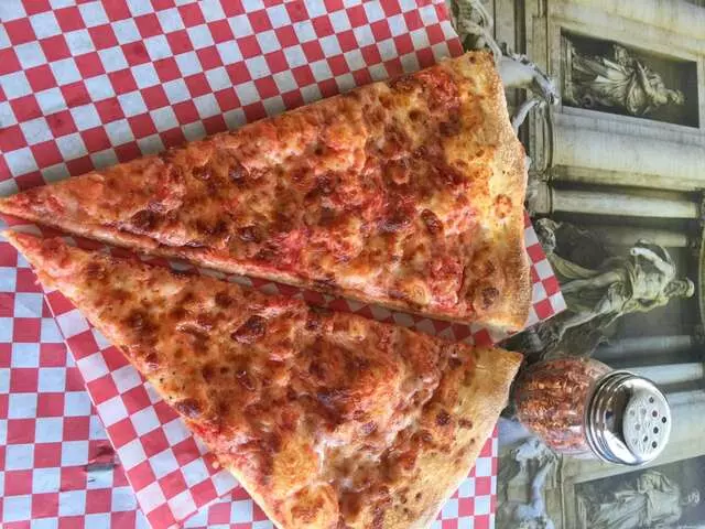 Gino’s New York Style Pizza