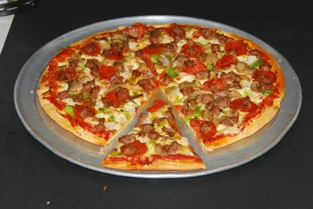 Gino’s New York Style Pizza