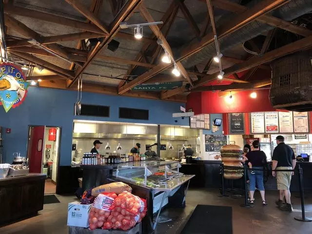 Fuddruckers