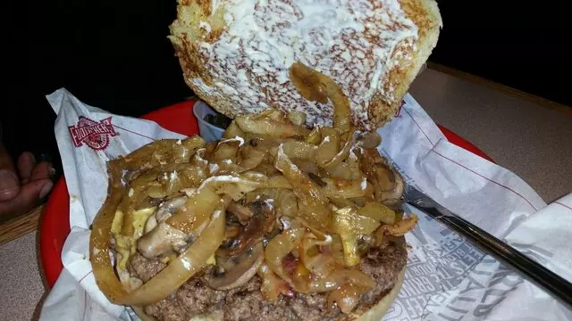 Fuddruckers