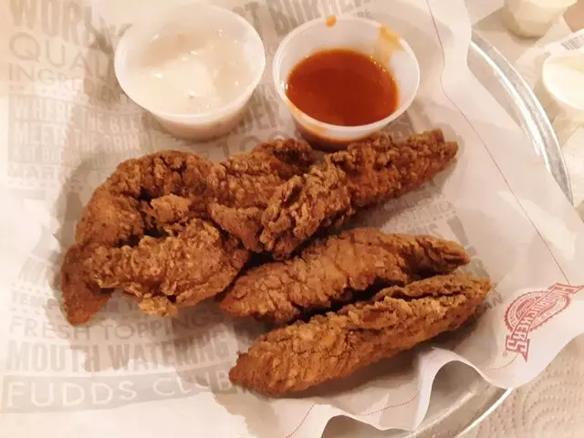 Fuddruckers