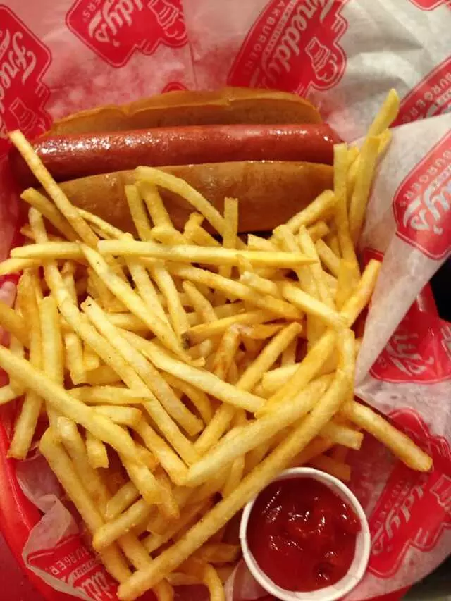 Freddy’s Frozen Custard & Steakburgers