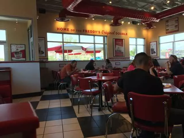 Freddy’s Frozen Custard & Steakburgers
