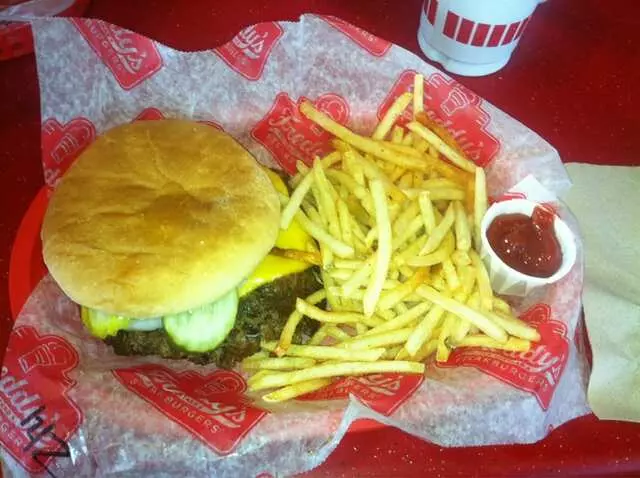 Freddy’s Frozen Custard & Steakburgers