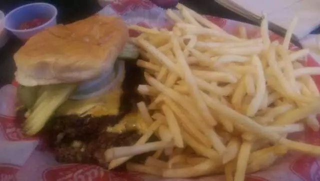 Freddy’s Frozen Custard & Steakburgers