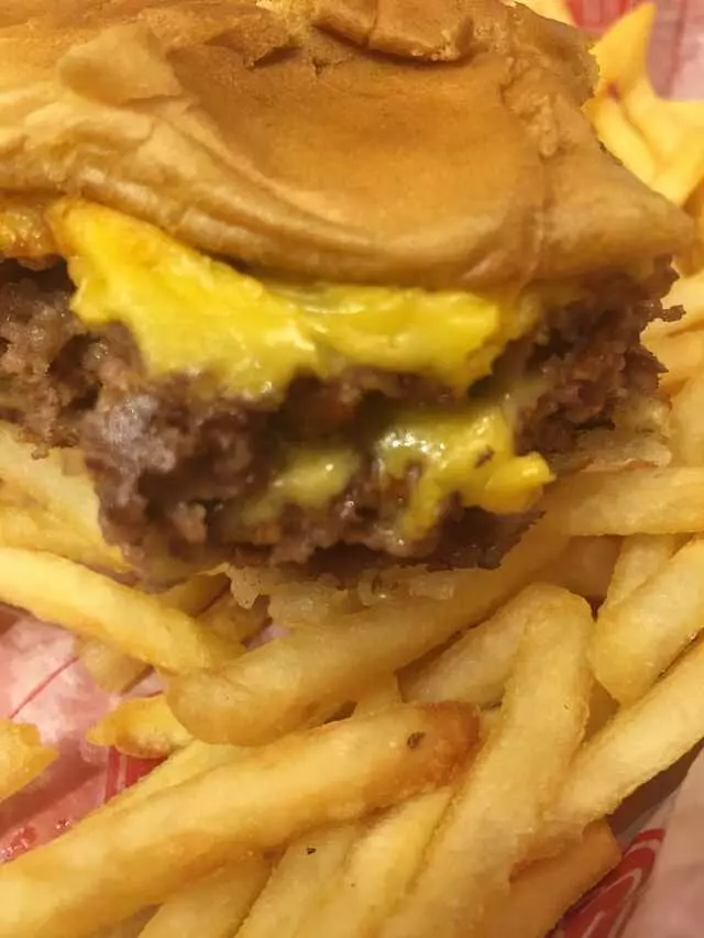 Freddy’s Frozen Custard & Steakburgers