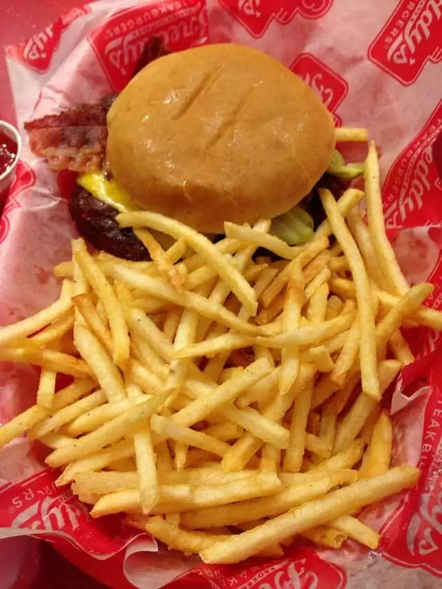 Freddy’s Frozen Custard & Steakburgers