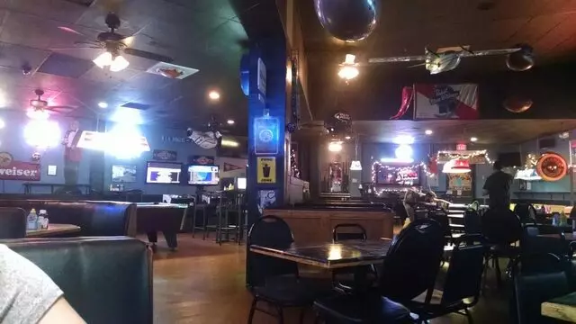 Spectators Sports Bar & Grill