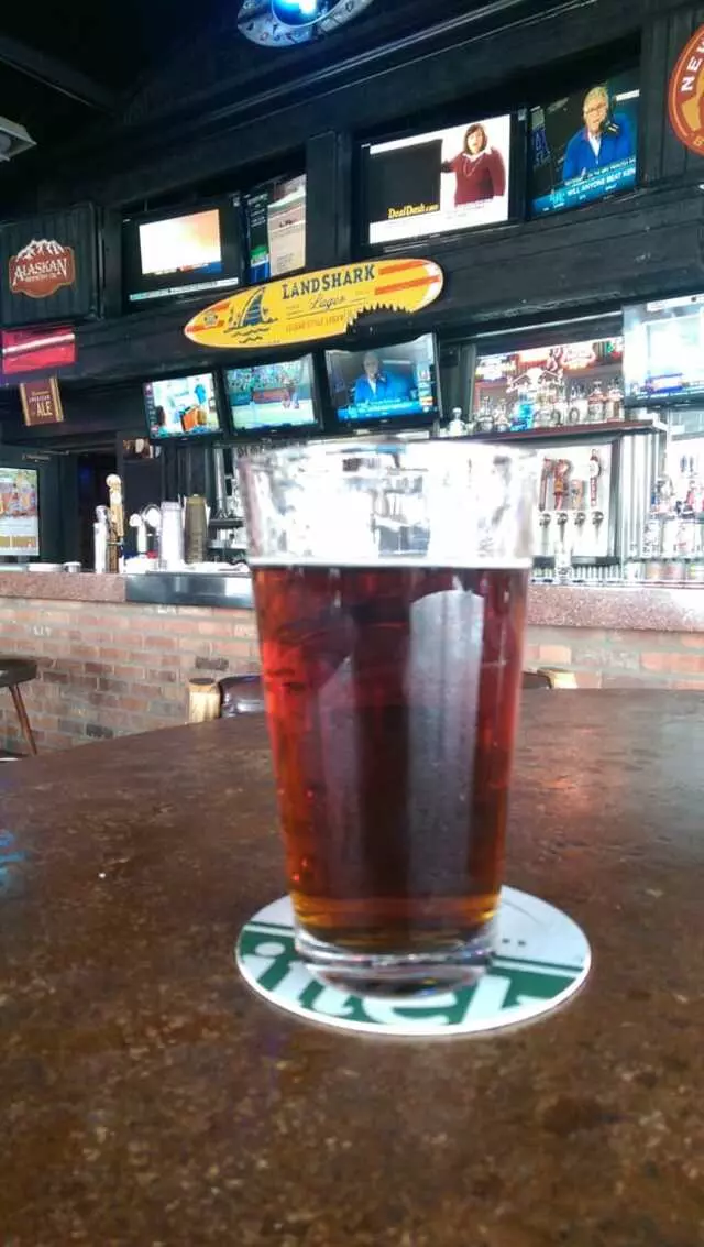 Billy’s Long Bar
