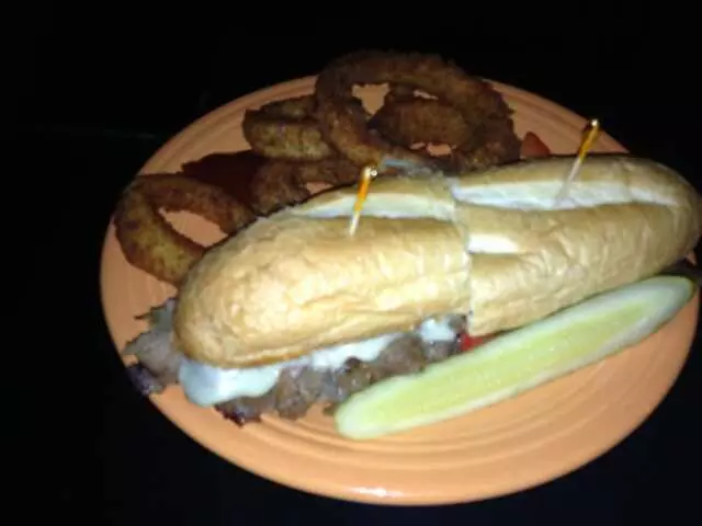 Billy’s Long Bar