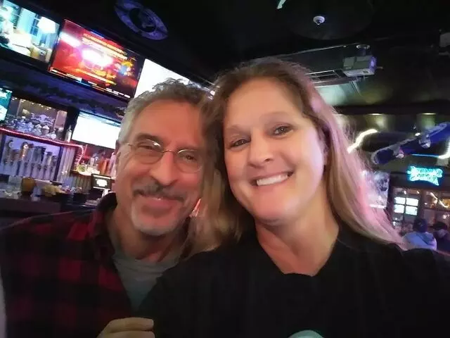 Billy’s Long Bar