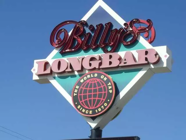 Billy’s Long Bar