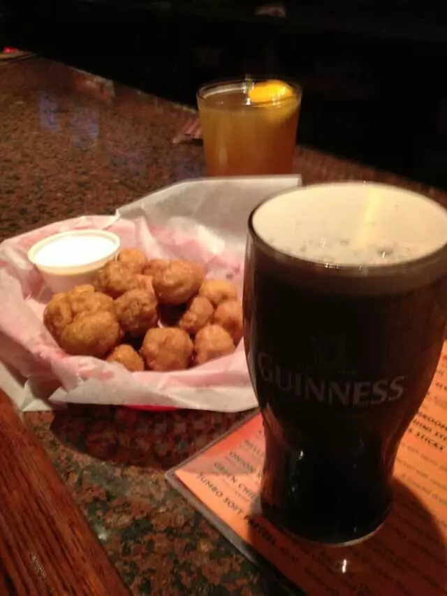 Billy’s Long Bar