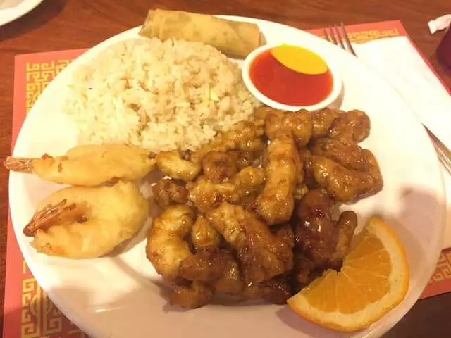 Rising Star Chinese Eatery