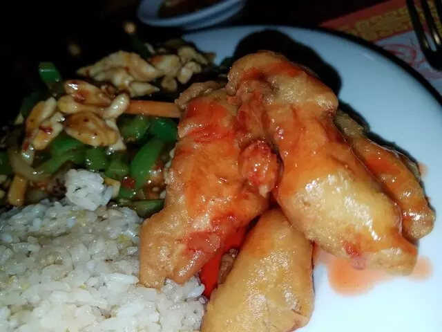 Rising Star Chinese Eatery