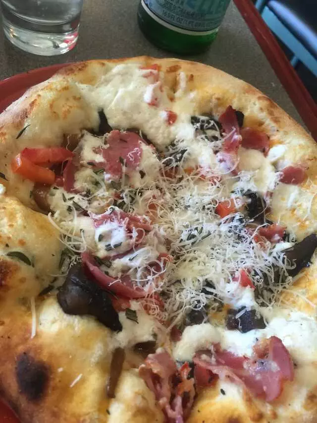 Il Vicino Wood Oven Pizza